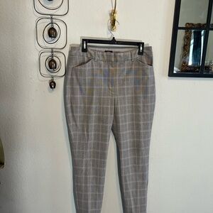 Express Gray Plaid Women's Cropped Pants